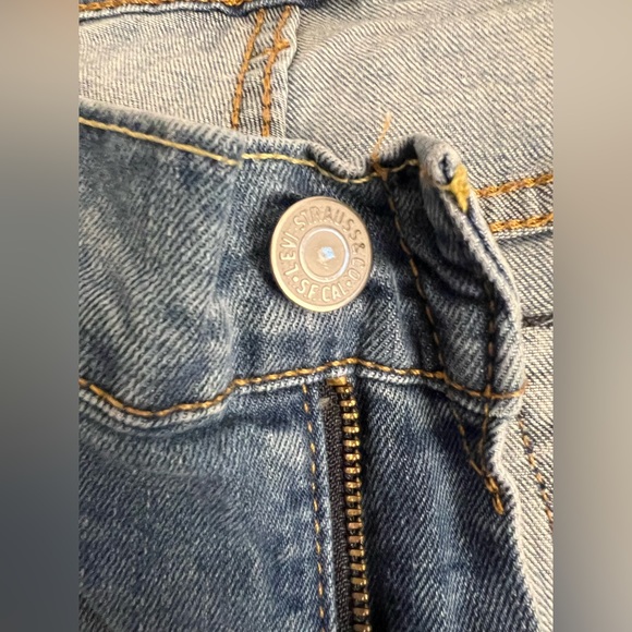 Levi’s Women’s straight leg jeans, size 31 - Picture 4 of 5